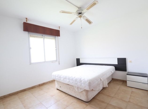 Herverkoop - Appartement / flat - Torrevieja - Punta Prima