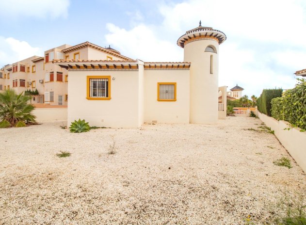 Herverkoop - Villa - Orihuela Costa - Lomas de Cabo Roig