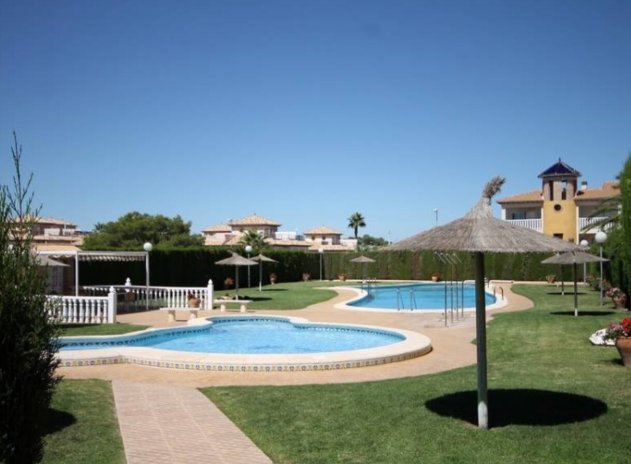 Resale - Villa - Villamartin - Villamartín