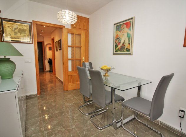 Reventa - Apartamento / piso - Torrevieja