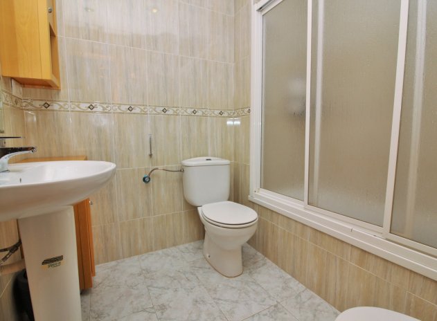 Reventa - Apartamento / piso - Torrevieja