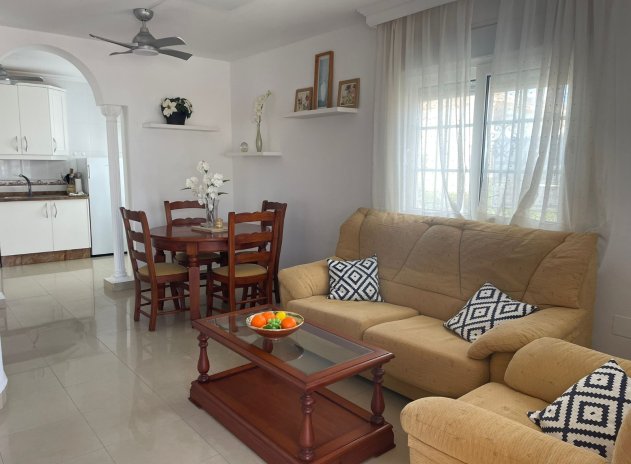 Resale - Apartment / flat - Orihuela - Villamartín