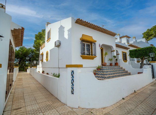 Wiederverkauf - Semi Detached Villa - Orihuela Costa - Villa Martin