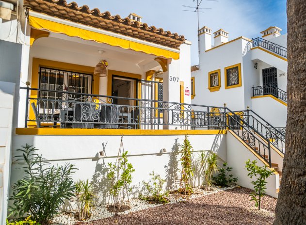 Wiederverkauf - Semi Detached Villa - Orihuela Costa - Villa Martin