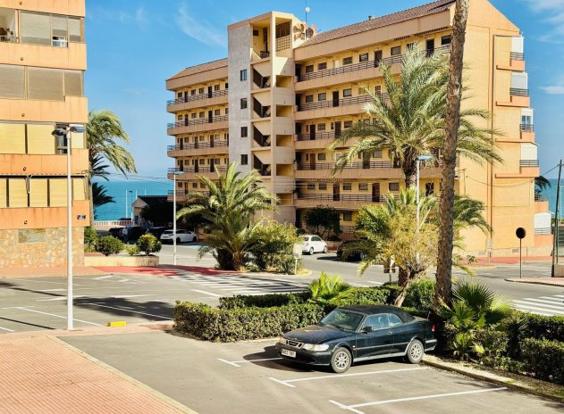 Herverkoop - Appartement / flat - Torrevieja - Cabo cervera