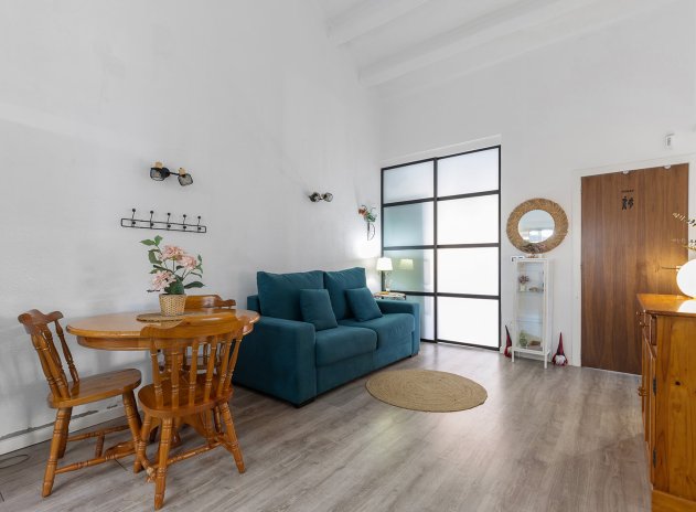 Resale - Villa - Orihuela Costa