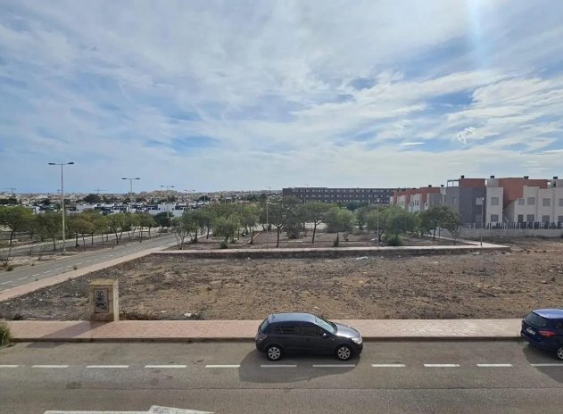 Herverkoop - Appartement / flat - Torrevieja - Torrejón