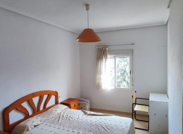 Resale - Apartment / flat - Torrevieja - Los Frutales