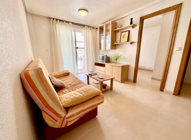 Resale - Apartment / flat - Torrevieja - Center