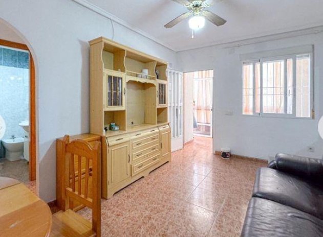 Resale - Apartment / flat - Torrevieja - Center