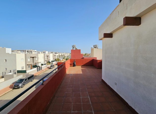 Herverkoop - Terraced house - Torrevieja - Aguas Nuevas