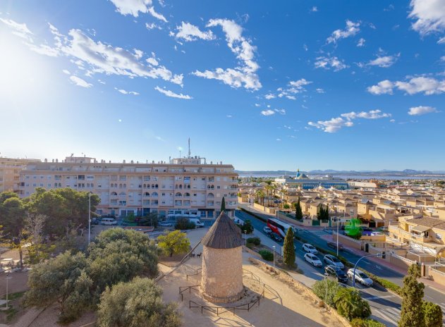 Resale - Apartment / flat - Torrevieja - Center