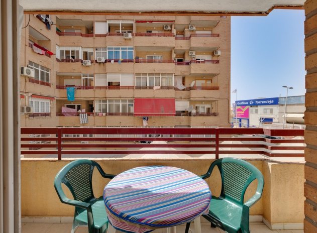 Resale - Apartment / flat - Torrevieja - Center