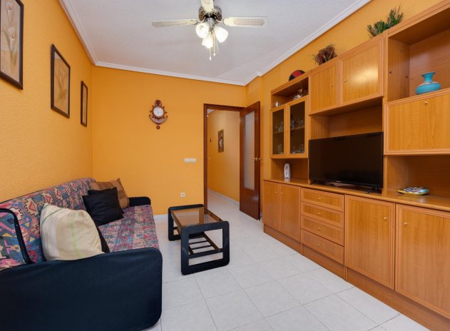 Resale - Apartment / flat - Torrevieja - Center