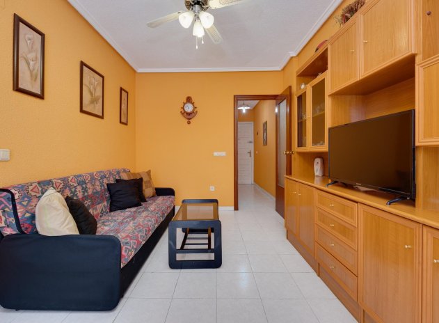 Resale - Apartment / flat - Torrevieja - Center