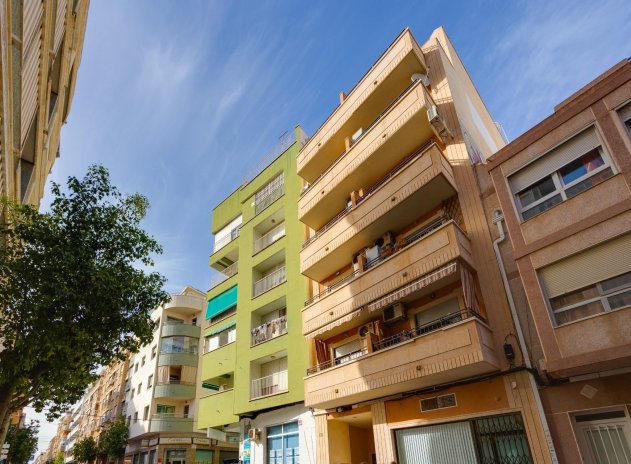 Resale - Apartment / flat - Torrevieja