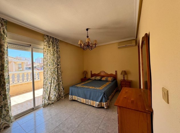 Herverkoop - Appartement / flat - Torrevieja - Center