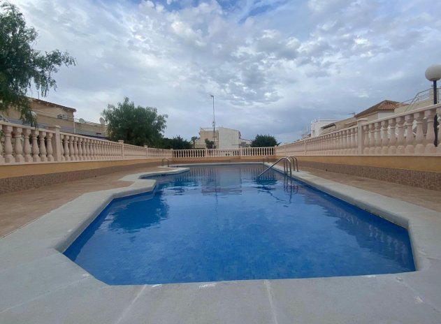 Wiederverkauf - Bungalow - Torrevieja - Los Altos