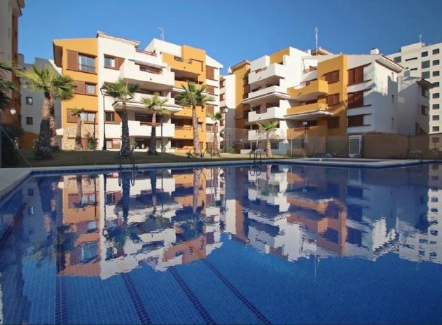 Wiederverkauf - Wohnung - Torrevieja - Punta Prima