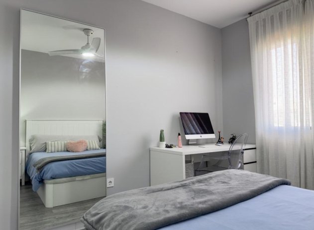 Wiederverkauf - Wohnung - Torrevieja - La Mata