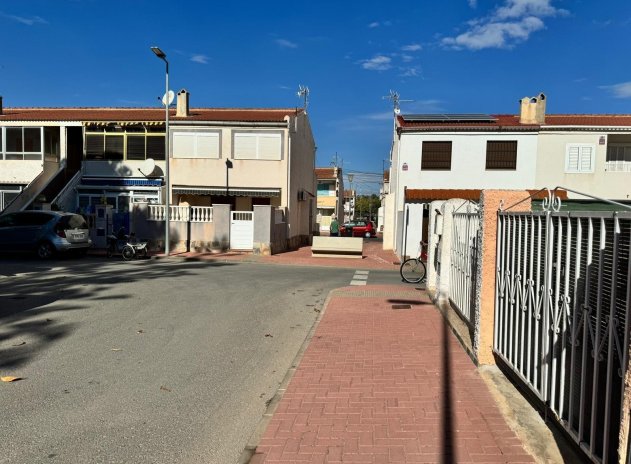 Herverkoop - Appartement / flat - Torrevieja - Playa de los Naufragos