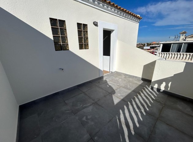 Herverkoop - Terraced house - Torrevieja - Parque las naciones