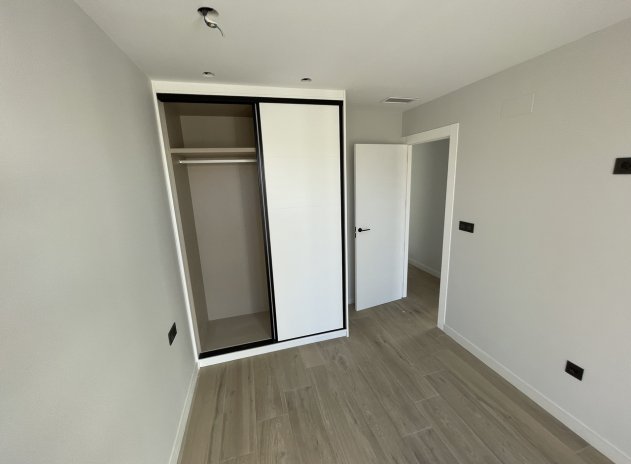 Reventa - Apartamento / piso - Pilar de la Horadada