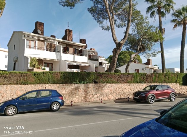 Resale - Apartment / flat - Villamartin - Villamartín