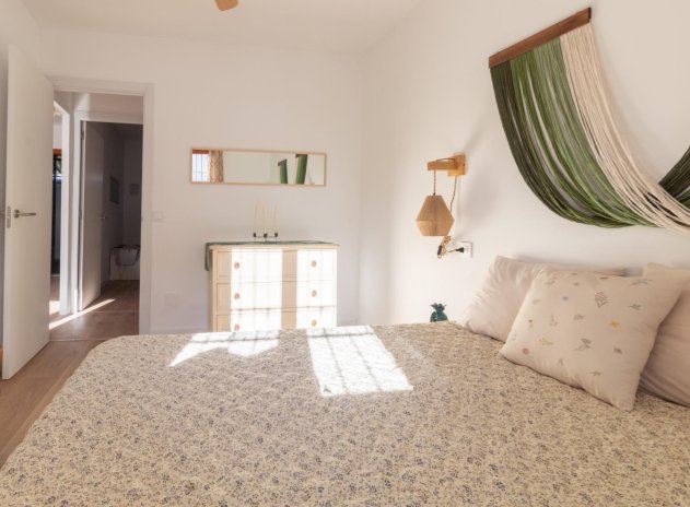 Herverkoop - Bungalow - Torrevieja - Playa de los Naufragos