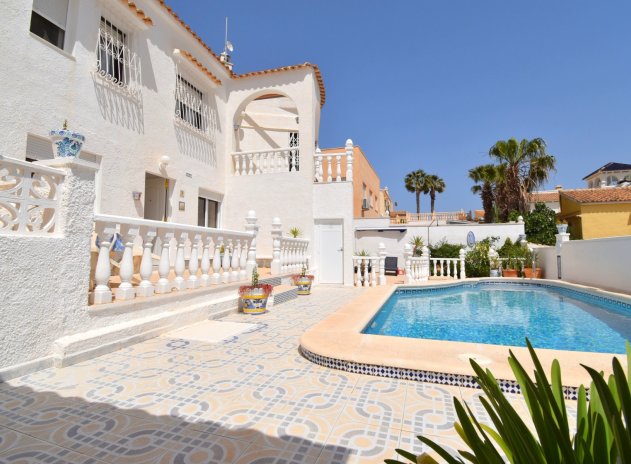 Wiederverkauf - Villa - Orihuela Costa - Villamartín