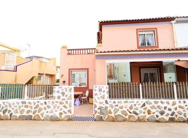 Resale - Terraced house - Guardamar del Segura - Urbanizaciones