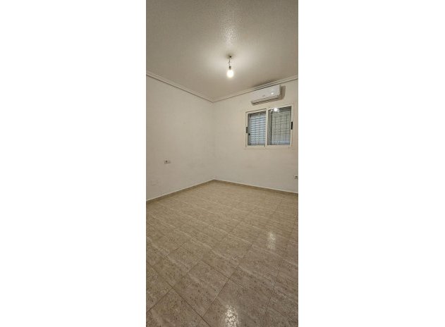 Resale - Apartment / flat - Orihuela Costa - Punta Prima