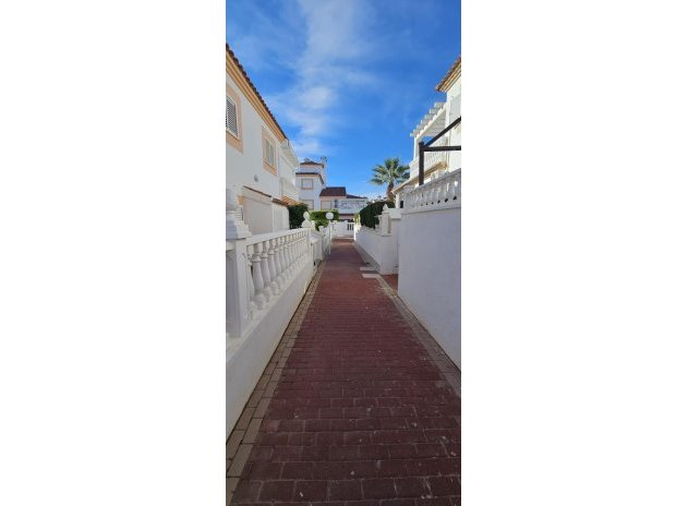 Resale - Apartment / flat - Orihuela Costa - Punta Prima