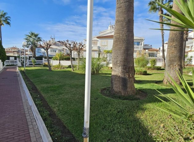 Resale - Apartment / flat - Orihuela Costa - Punta Prima