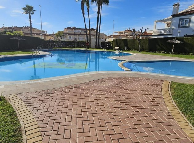 Resale - Apartment / flat - Orihuela Costa - Punta Prima