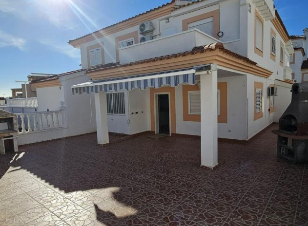 Resale - Apartment / flat - Orihuela Costa - Punta Prima