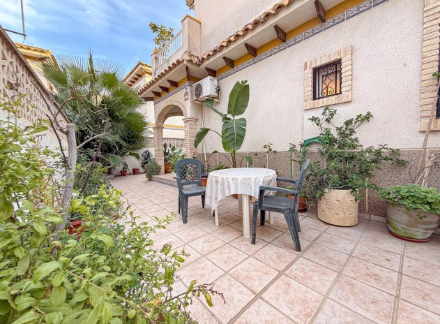 Herverkoop - Villa - Torrevieja - Las calas