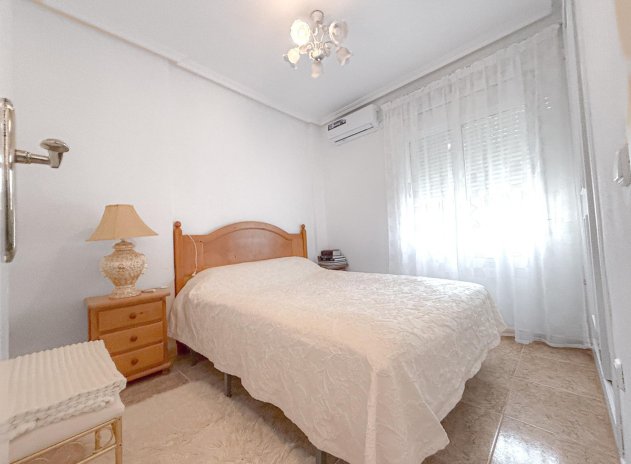 Herverkoop - Villa - Torrevieja - Las calas