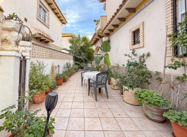 Herverkoop - Villa - Torrevieja - Las calas