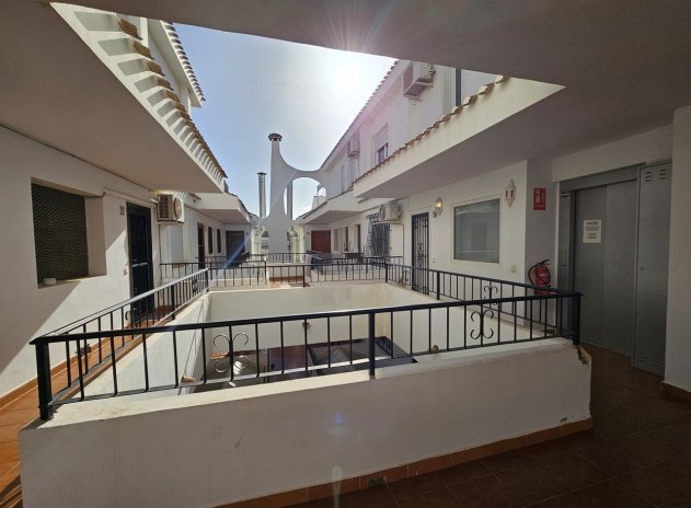 Resale - Apartment / flat - Villamartin - Villamartín