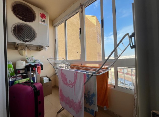 Wiederverkauf - Wohnung - Torrevieja - Playa del Cura