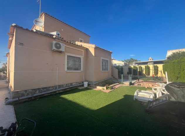 Revente - Villa - Torrevieja - San luis