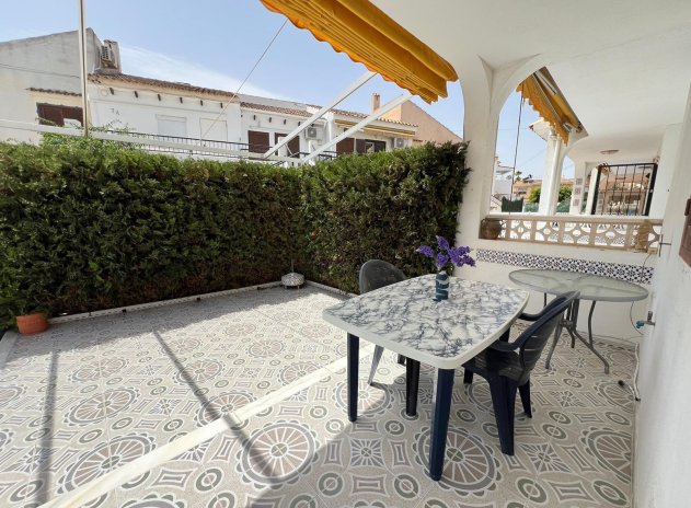 Reventa - Bungalow - Torrevieja - Aguas Nuevas