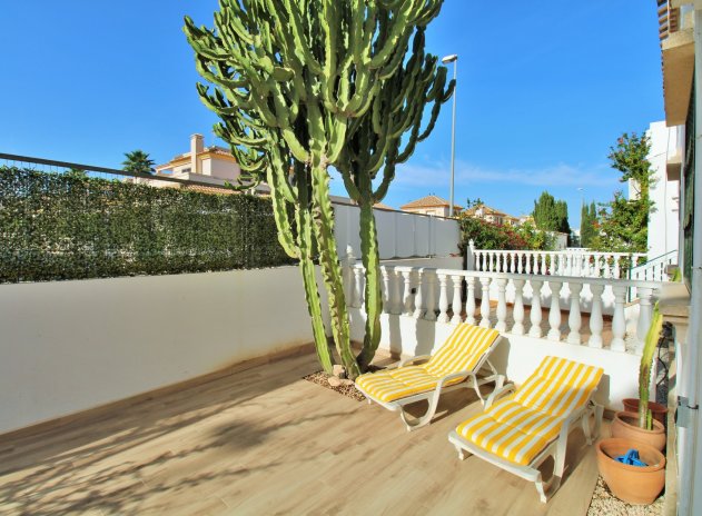 Reventa - Town House - Villamartin - PAU 8