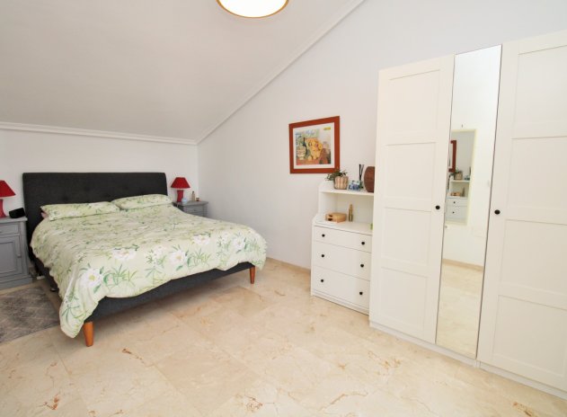 Reventa - Town House - Villamartin - PAU 8