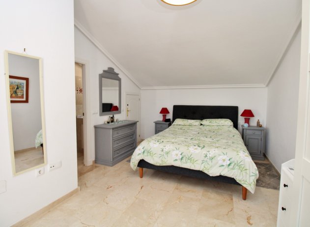 Reventa - Town House - Villamartin - PAU 8