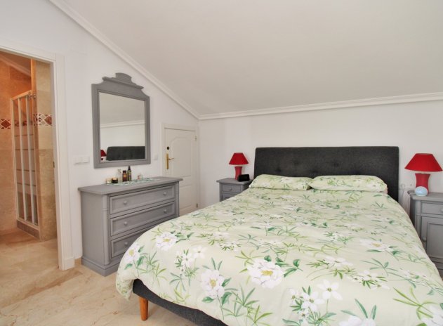 Reventa - Town House - Villamartin - PAU 8