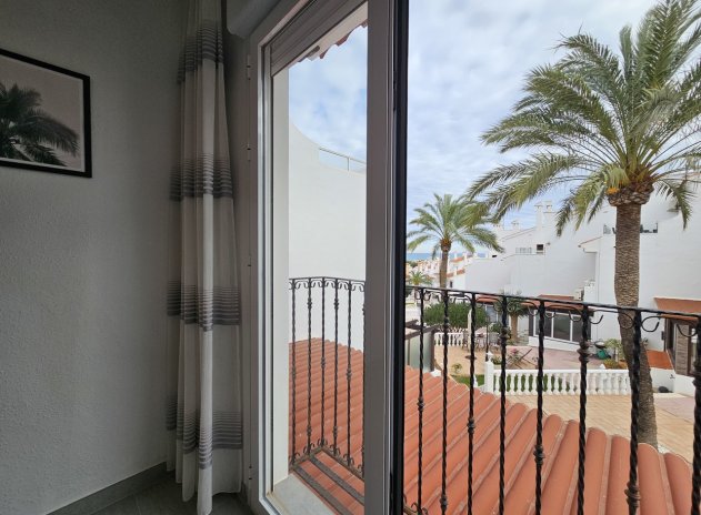 Resale - Town House - La Mata