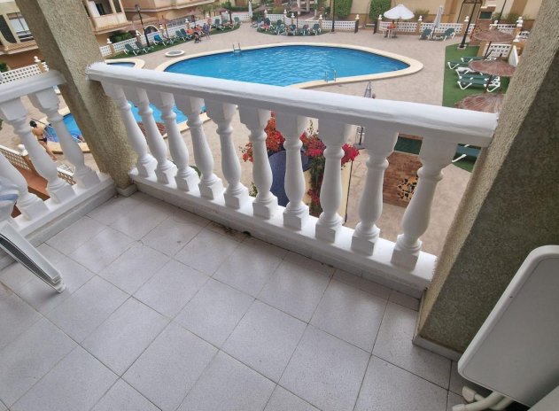 Resale - Apartment / flat - Torrevieja - Center