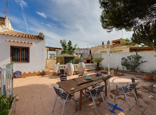 Herverkoop - Villa - Torrevieja - La Siesta - El Salado - Torreta